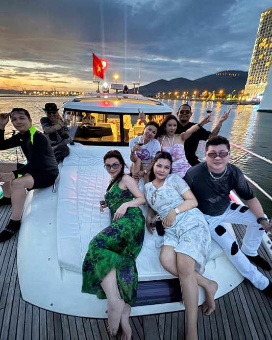 Tour thưởng thức cầu Rông phun lửa & nước (T6,7,CN) - Thảo Nhi